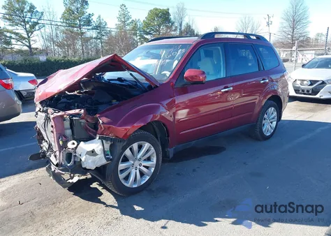 2011 Subaru Forester 2.5X Premium из США, поврежденный, VIN JF2SHADC9BH766083